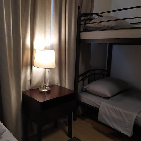 Mactan Airport Guesthouse Lapu-Lapu City Bagian luar foto