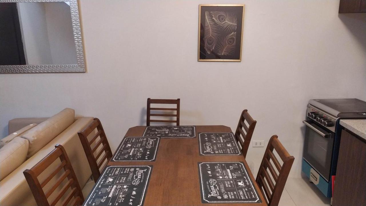 Mactan Airport Guesthouse Lapu-Lapu City Bagian luar foto